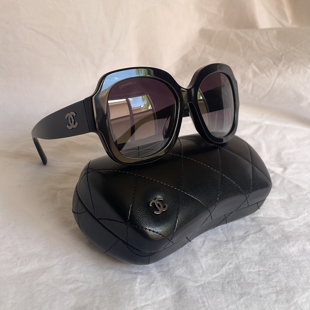 CHANEL Black Sunglasses